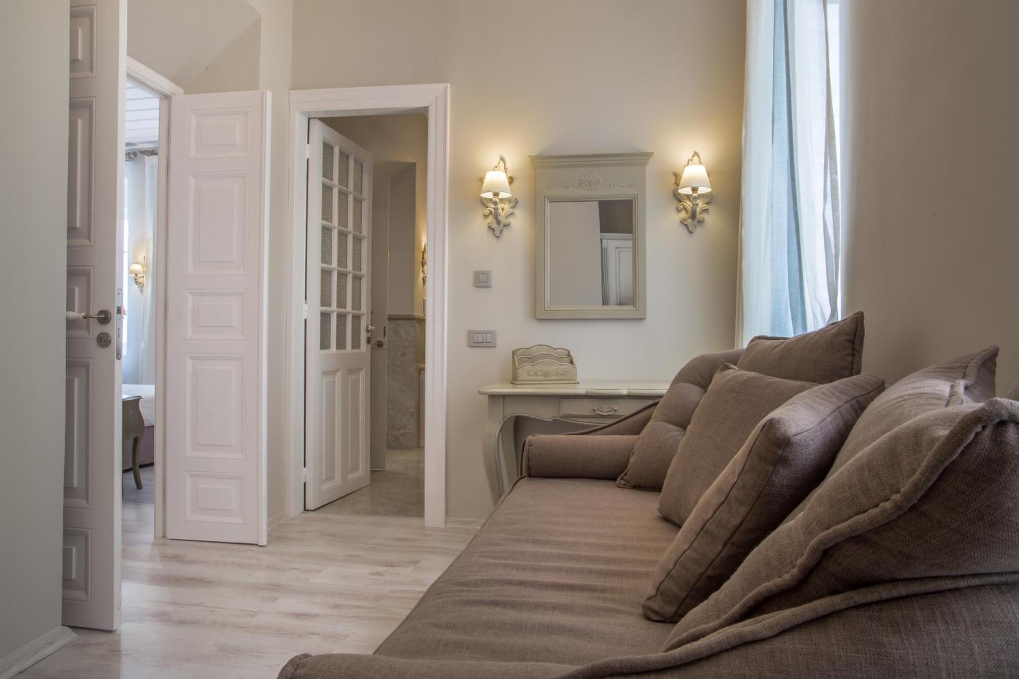 Micra Anglia Boutique Hotel & Spa Andros Town Exterior photo