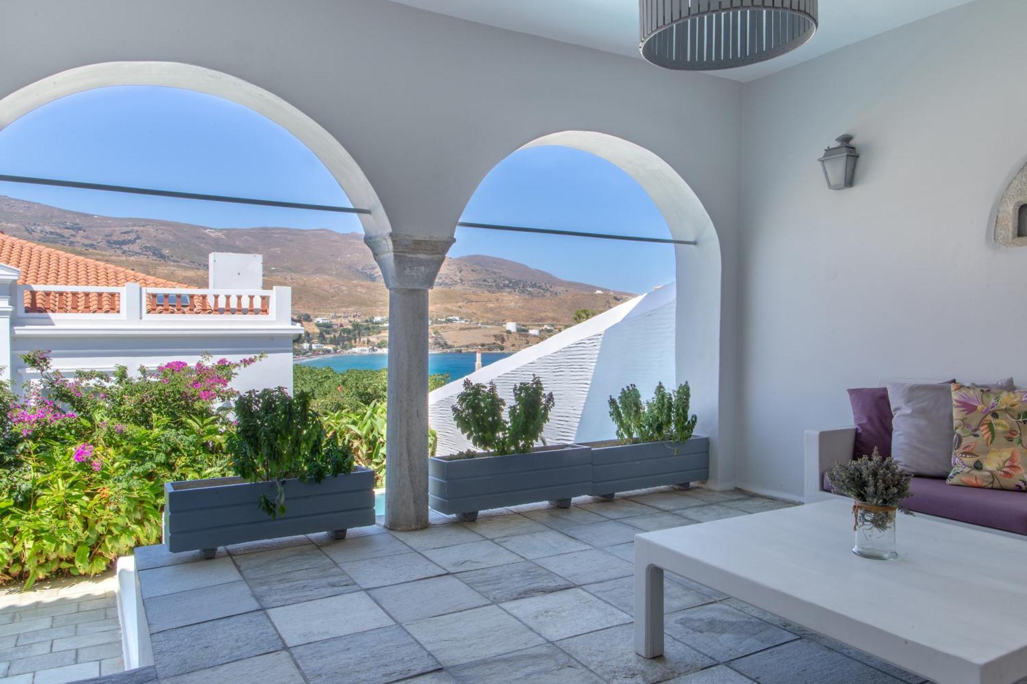 Micra Anglia Boutique Hotel & Spa Andros Town Exterior photo