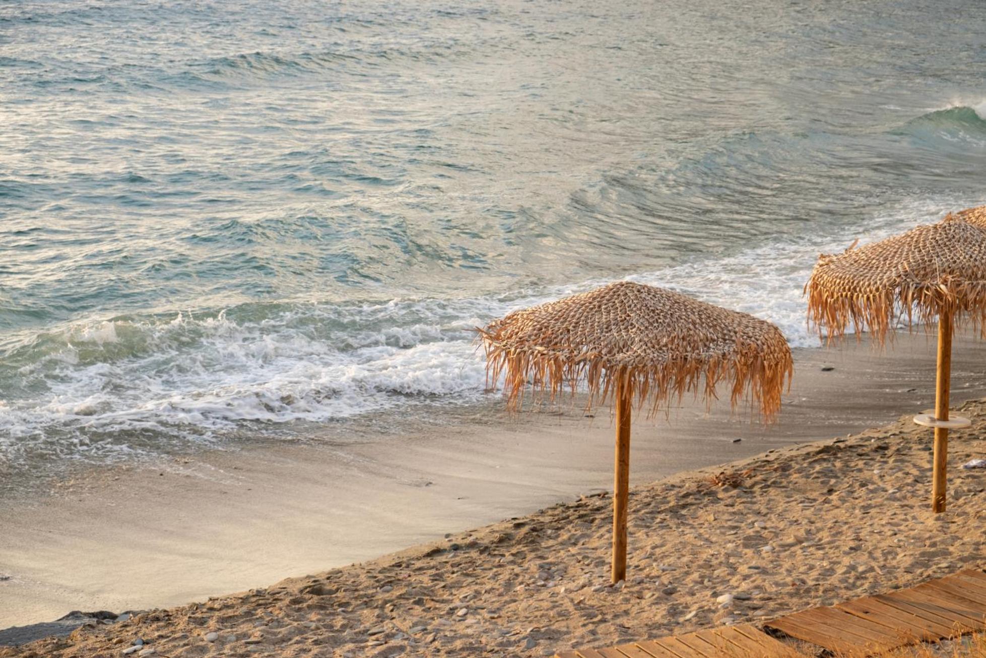 Micra Anglia Boutique Hotel & Spa Andros Town Exterior photo