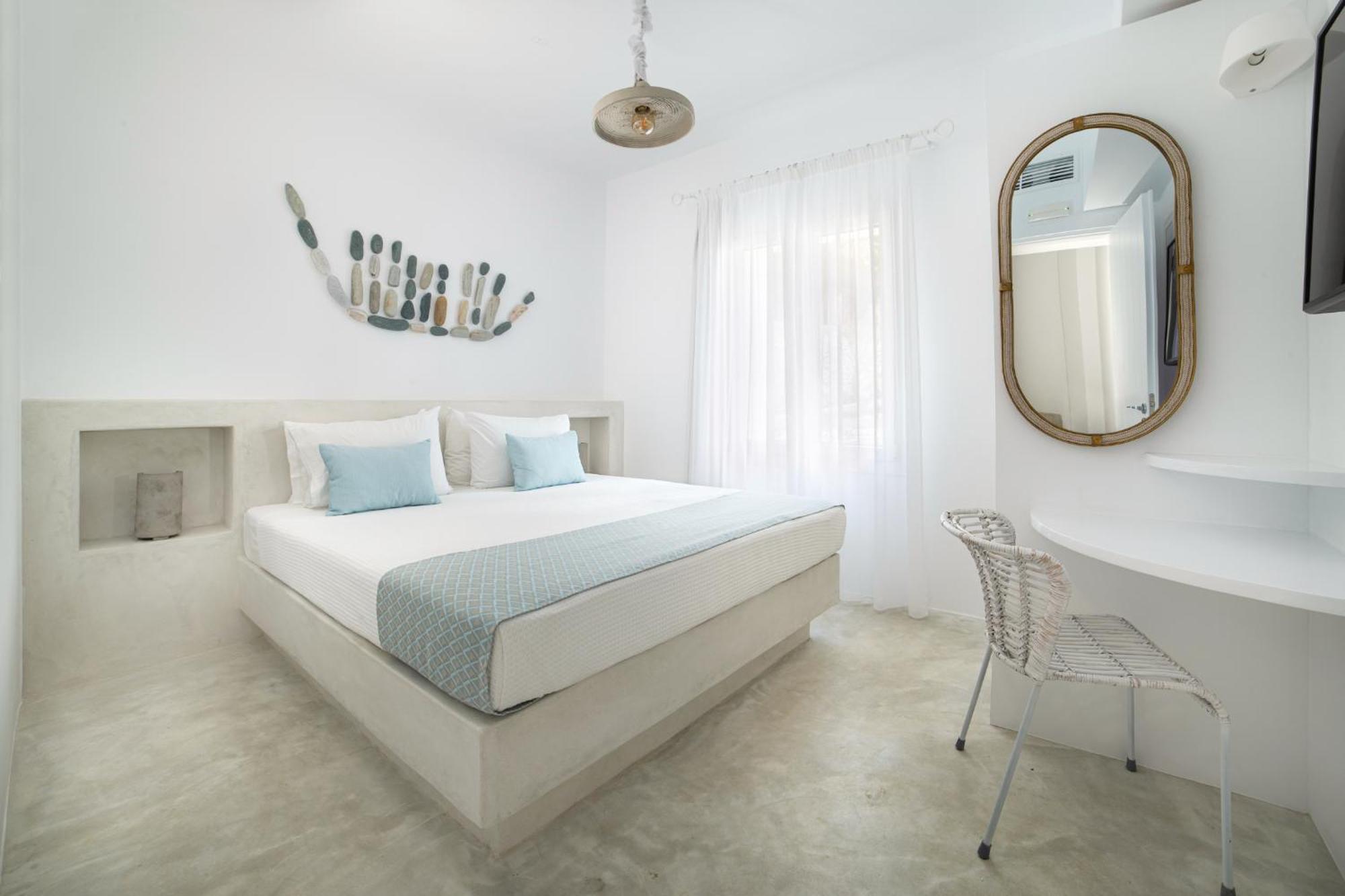 Micra Anglia Boutique Hotel & Spa Andros Town Exterior photo